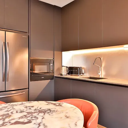 Exclusive Multi Purpose Space With Large Terrace Appartamento